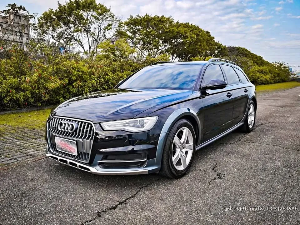 cover image of Audi A6 Allroad quattro 50 TDI 3.0T 黑色黑內
